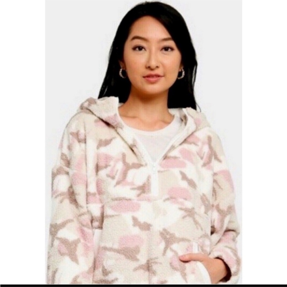 GAP Cream Pink Camo Sherpa Jacket